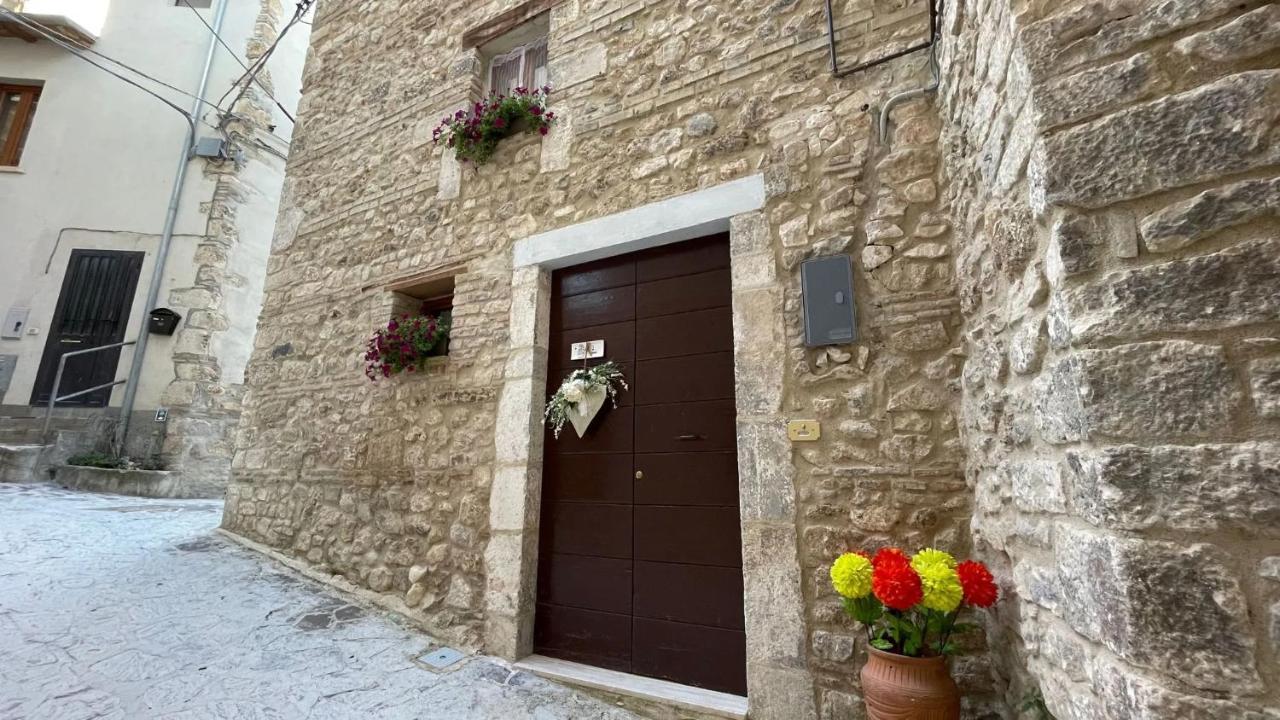 Casa Vacanze Margiu Pater Domus Goriano Sicoli Екстер'єр фото